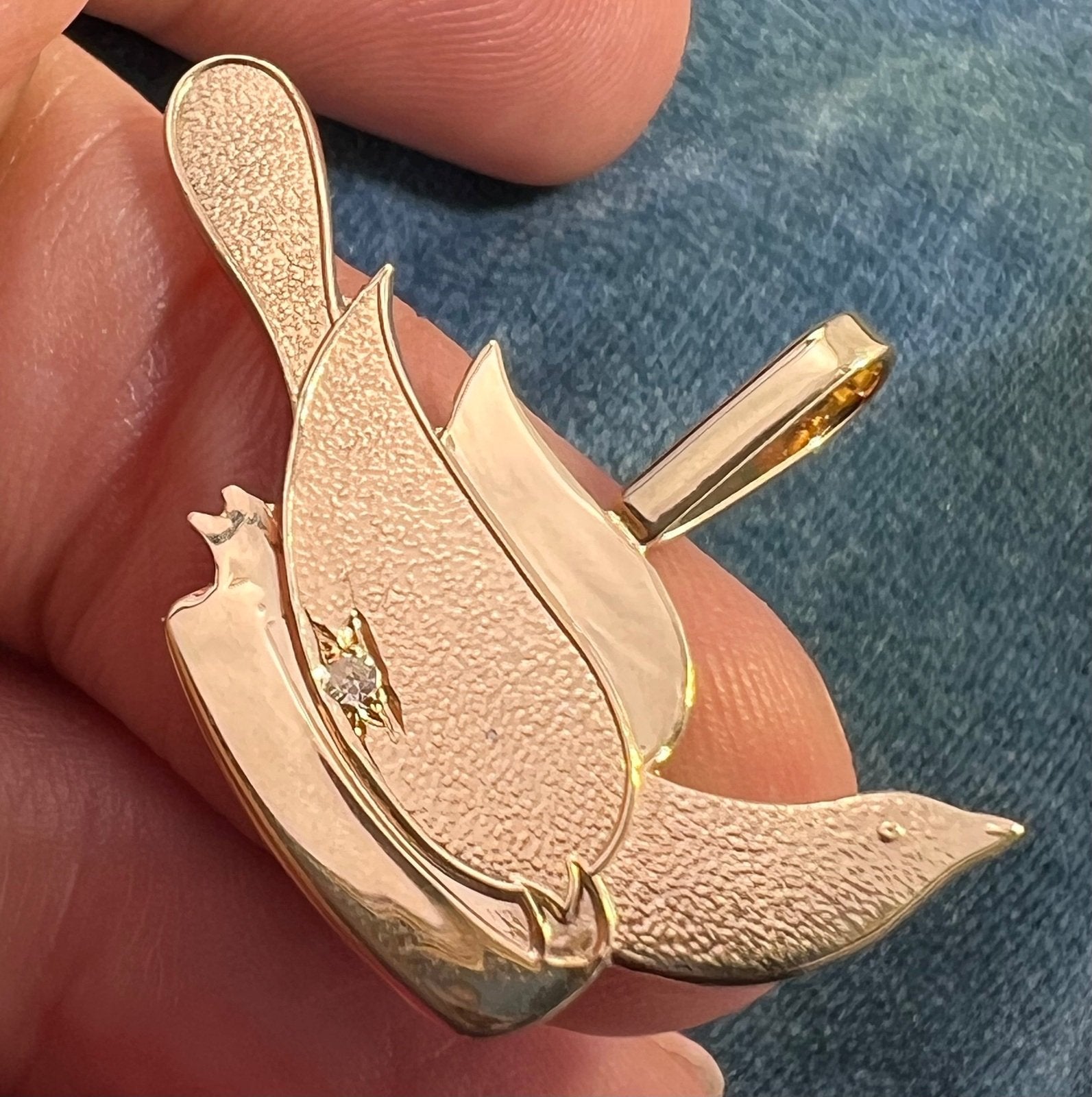 14k Gold Sparrow Bird Pendant w Gypsy-Set Diamond. Hope!