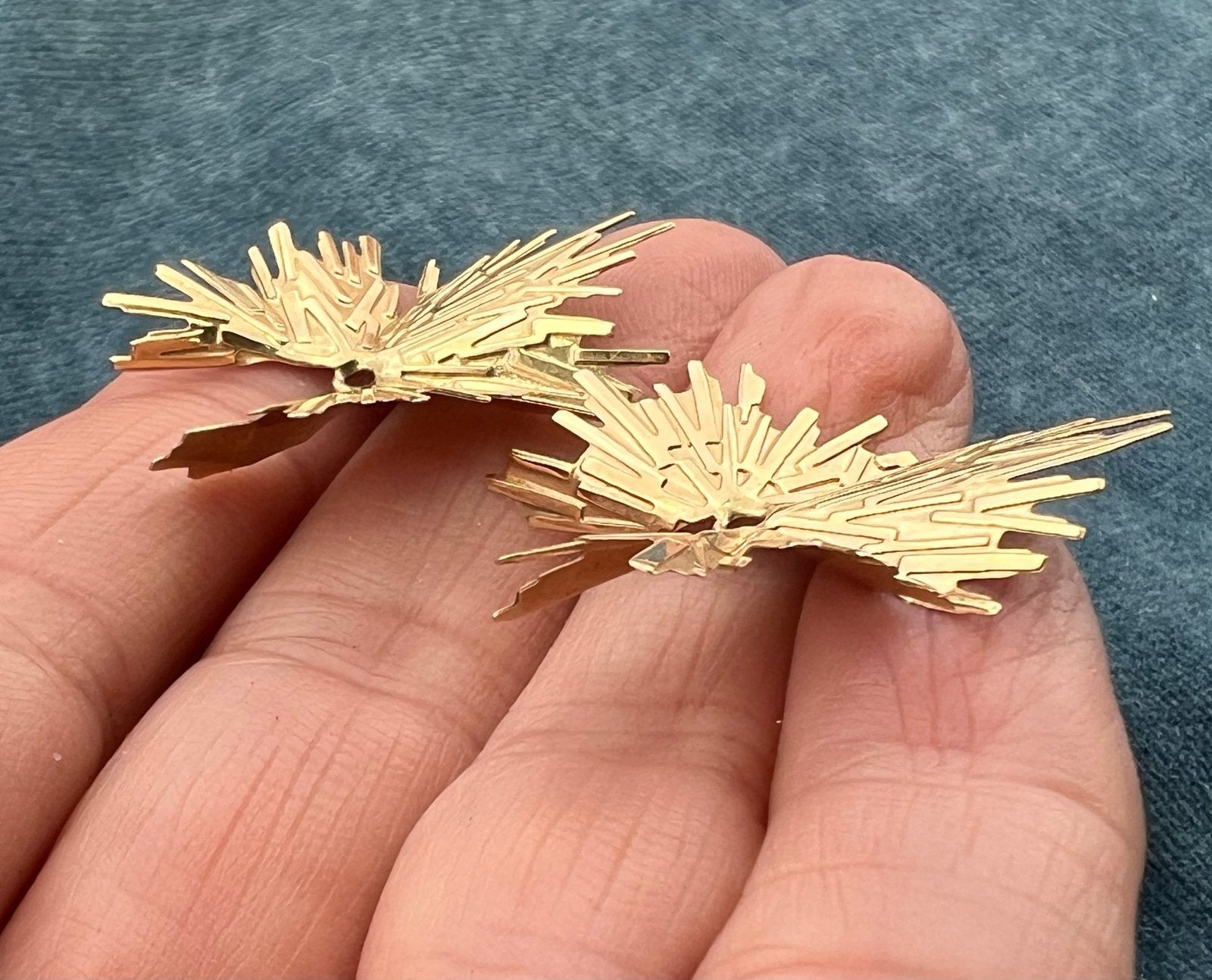 14k Gold Spiky Star Burst Enhancer Jackets. Large 1" Statement Earrings