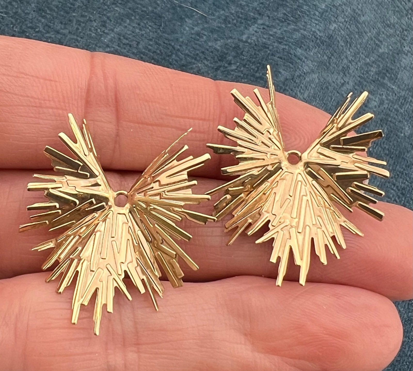 14k Gold Spiky Star Burst Enhancer Jackets. Large 1" Statement Earrings