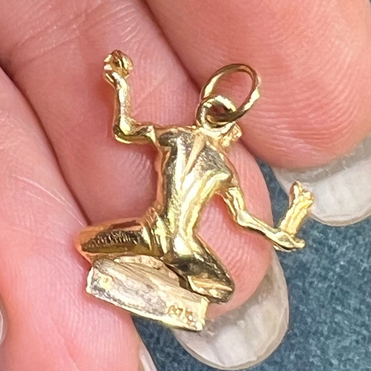 14k Gold Spirit of DETROIT Figural Pendant. Celebrating Family