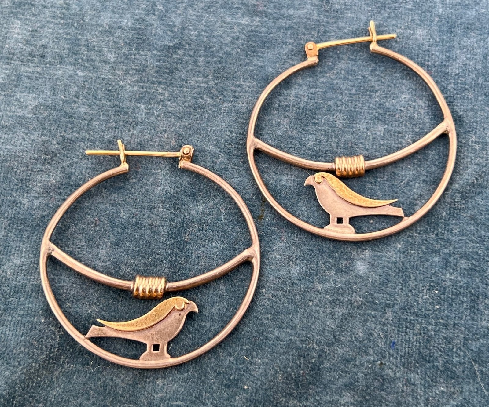 14k Gold & Sterling Artisan Hoop Earrings w Birds. Large 1.5" 7g