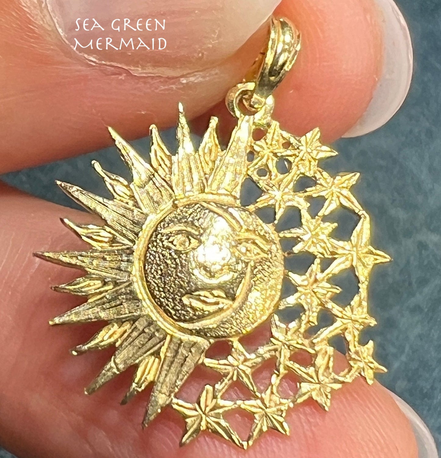 14k Gold Sun/Moon Face Pendant w Star Shower. Medallion 1"