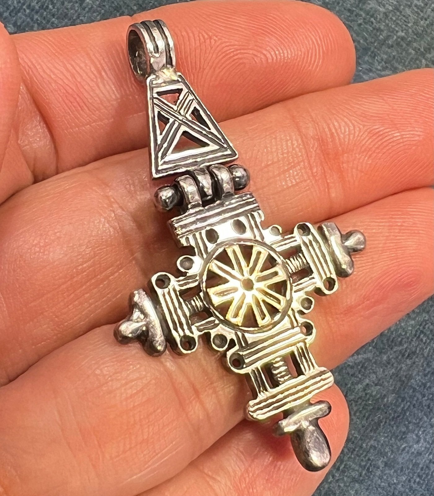 14k Gold Sunburst in Sterling Silver Filigree Cross Pendant. Jointed 2"+ 6g