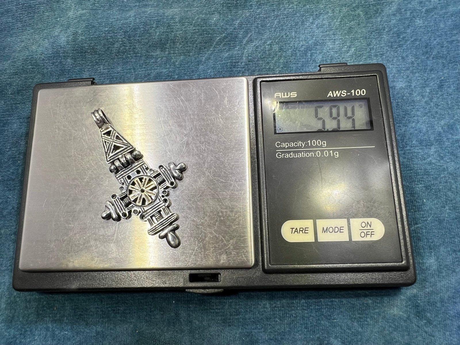 14k Gold Sunburst in Sterling Silver Filigree Cross Pendant. Jointed 2"+ 6g