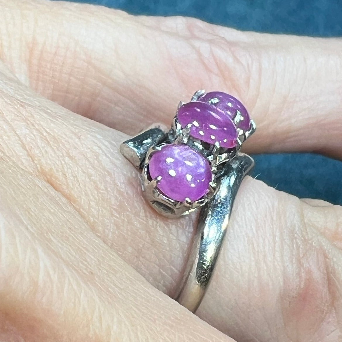 14k White Gold 3 Pink STAR SAPPHIRE RUBY Ring **Video**