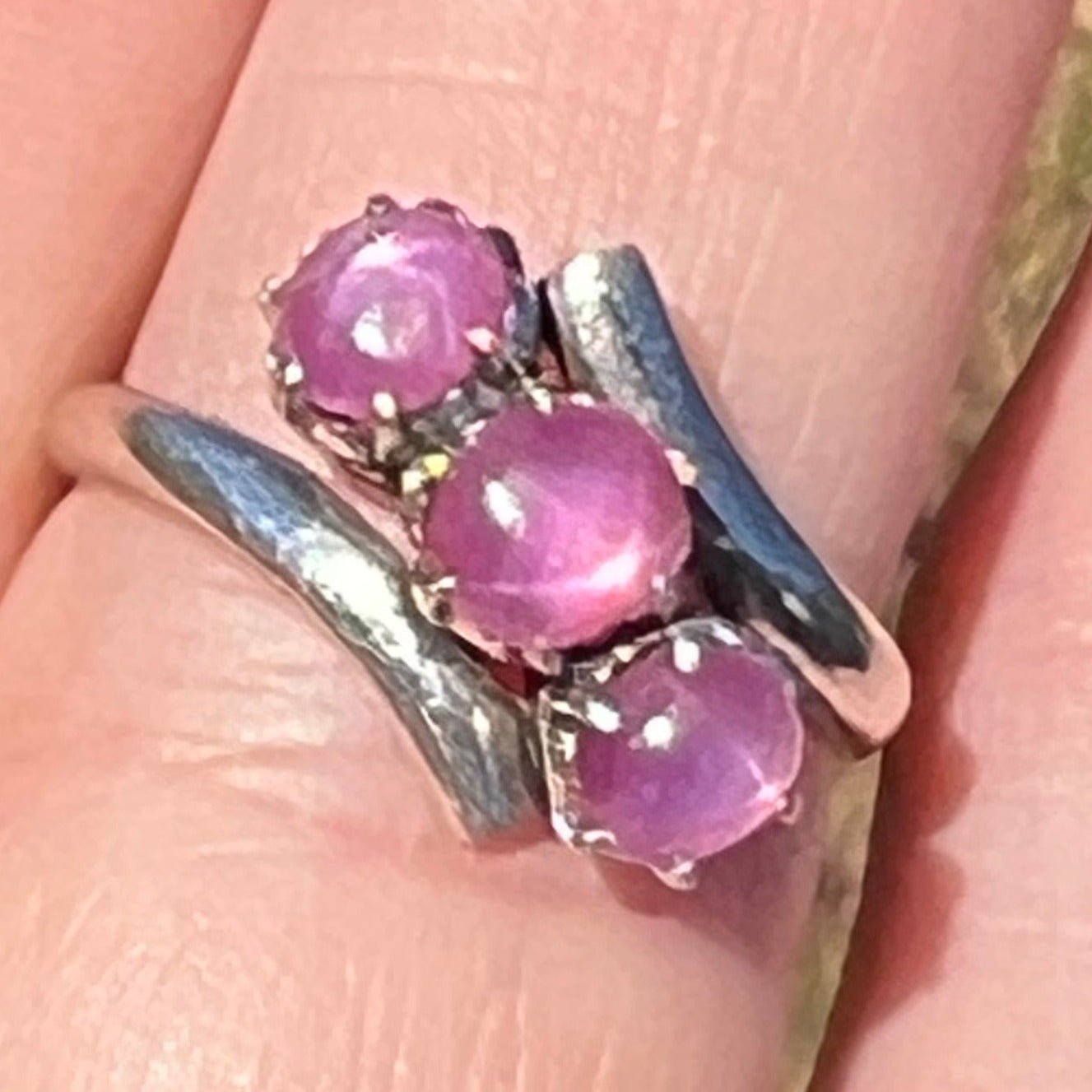 14k White Gold 3 Pink STAR SAPPHIRE RUBY Ring **Video**