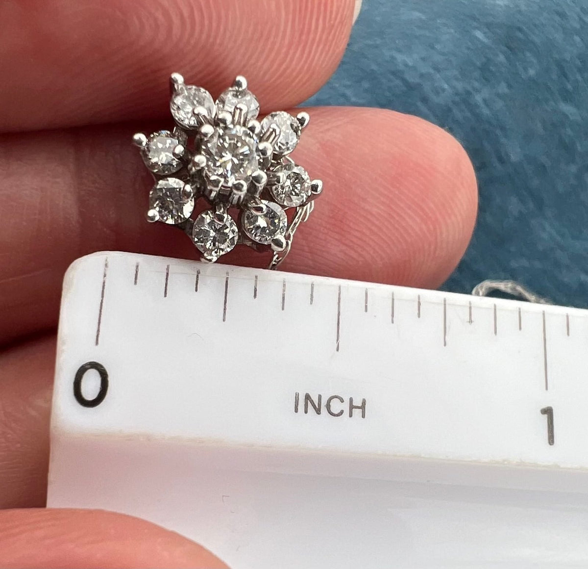 14k White Gold Diamond Flower Pendant w 14k Chain Necklace