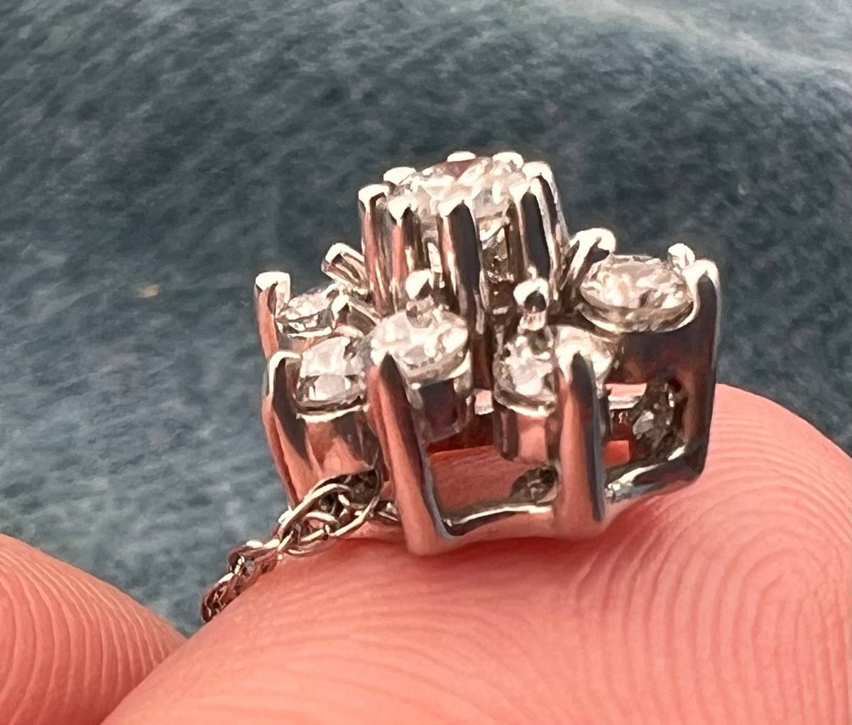 14k White Gold Diamond Flower Pendant w 14k Chain Necklace