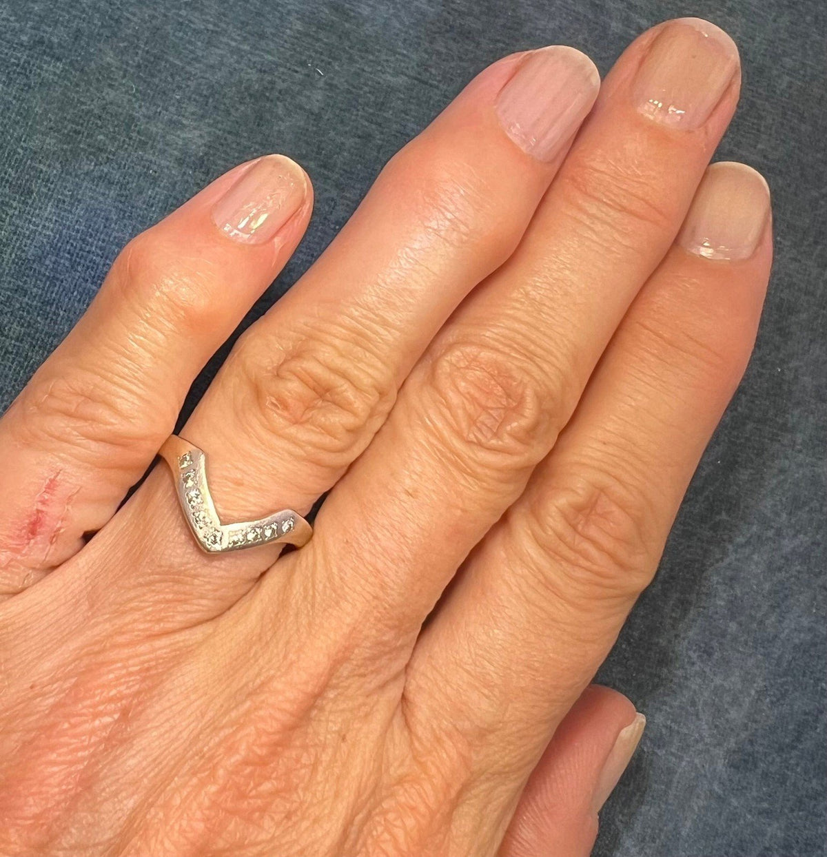 14k White Gold Gypsy-Set Diamond Curved Ring Guard