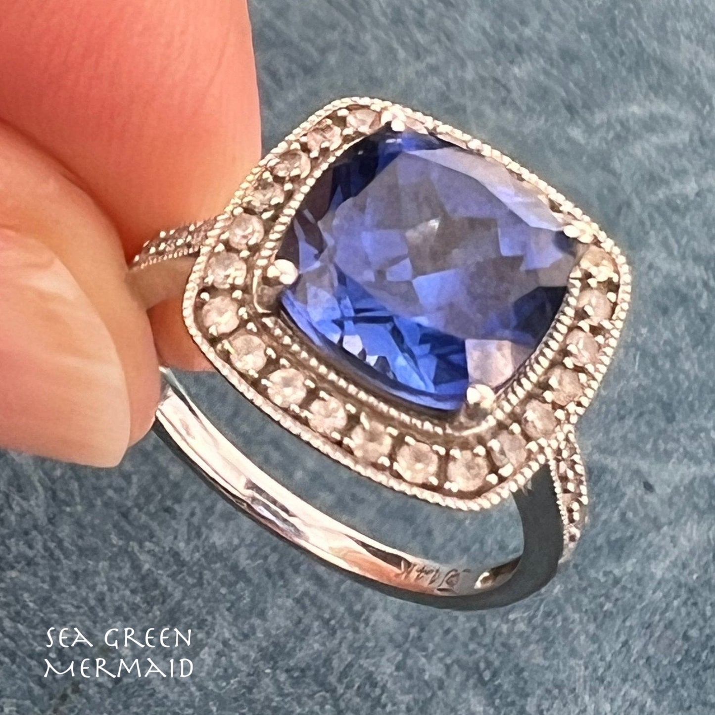 14k White Gold Lab Ceylon Blue Sapphire Ring w Diamonds. 1/2"