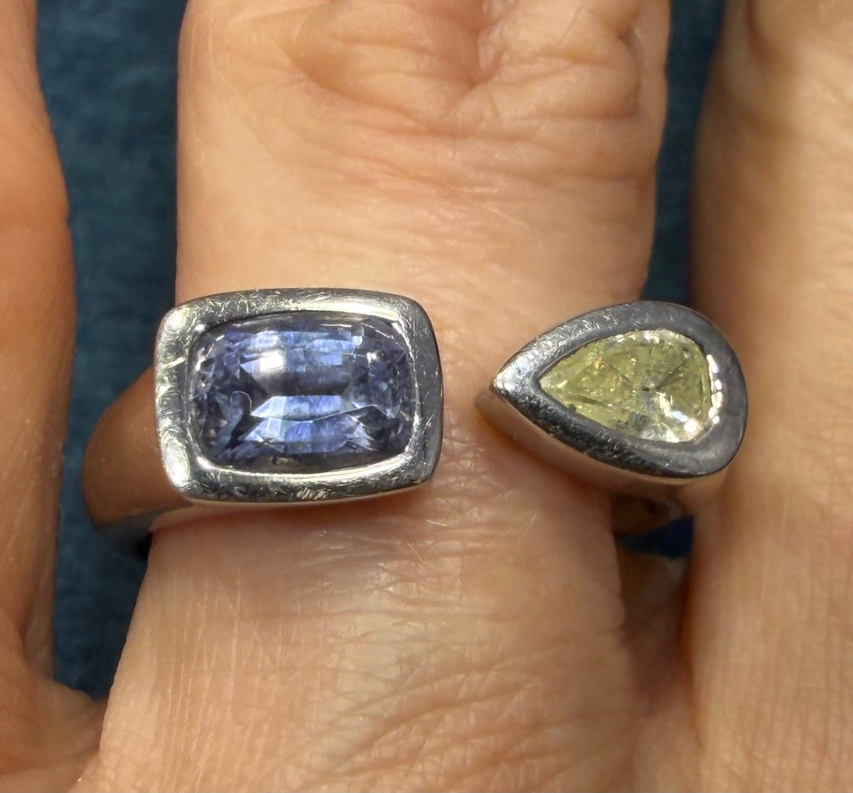 14k White Gold Modern Open Ring w Diamond + Ceylon Blue Sapphire