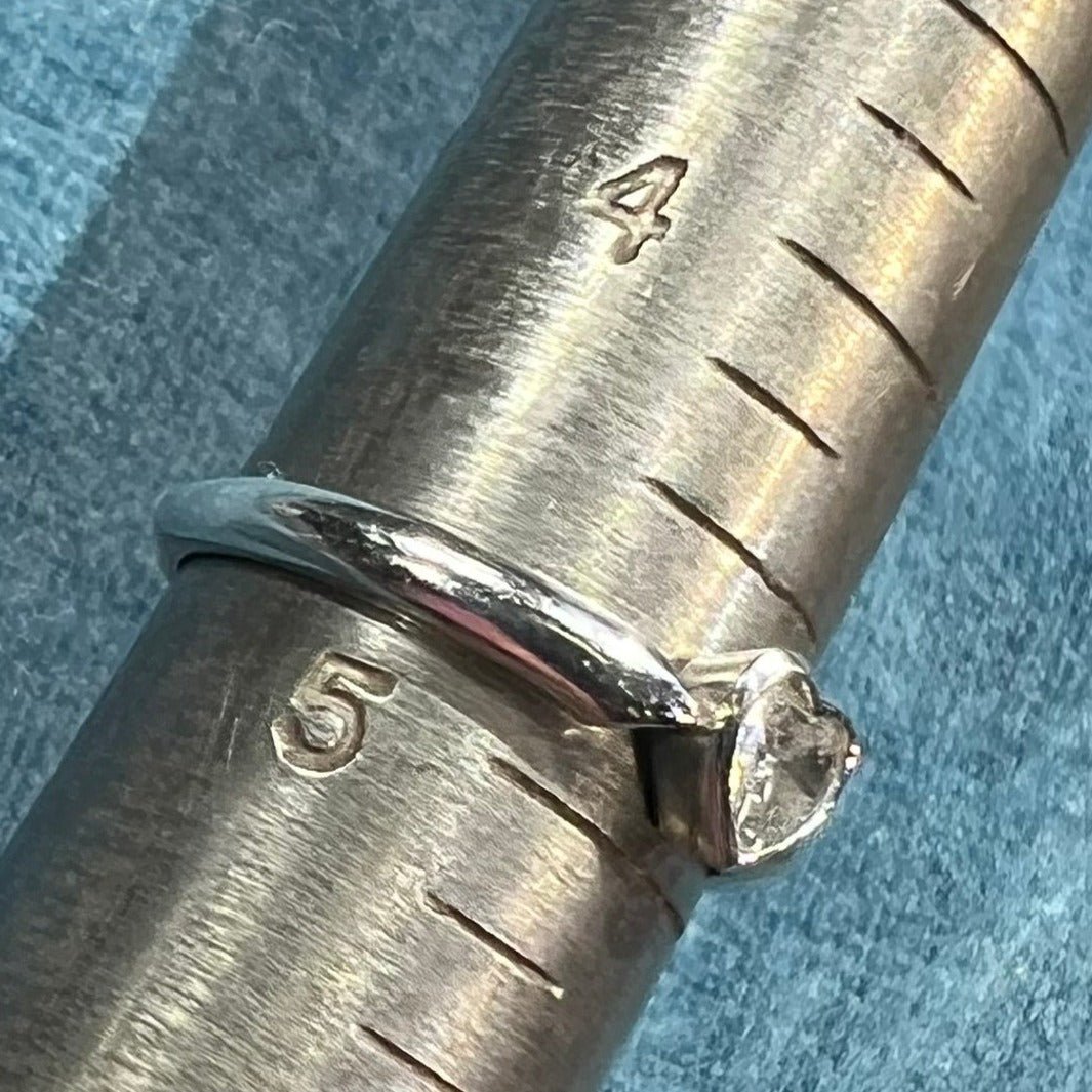 14k White Gold Natural Diamond Heart Ring. Bezel-Set