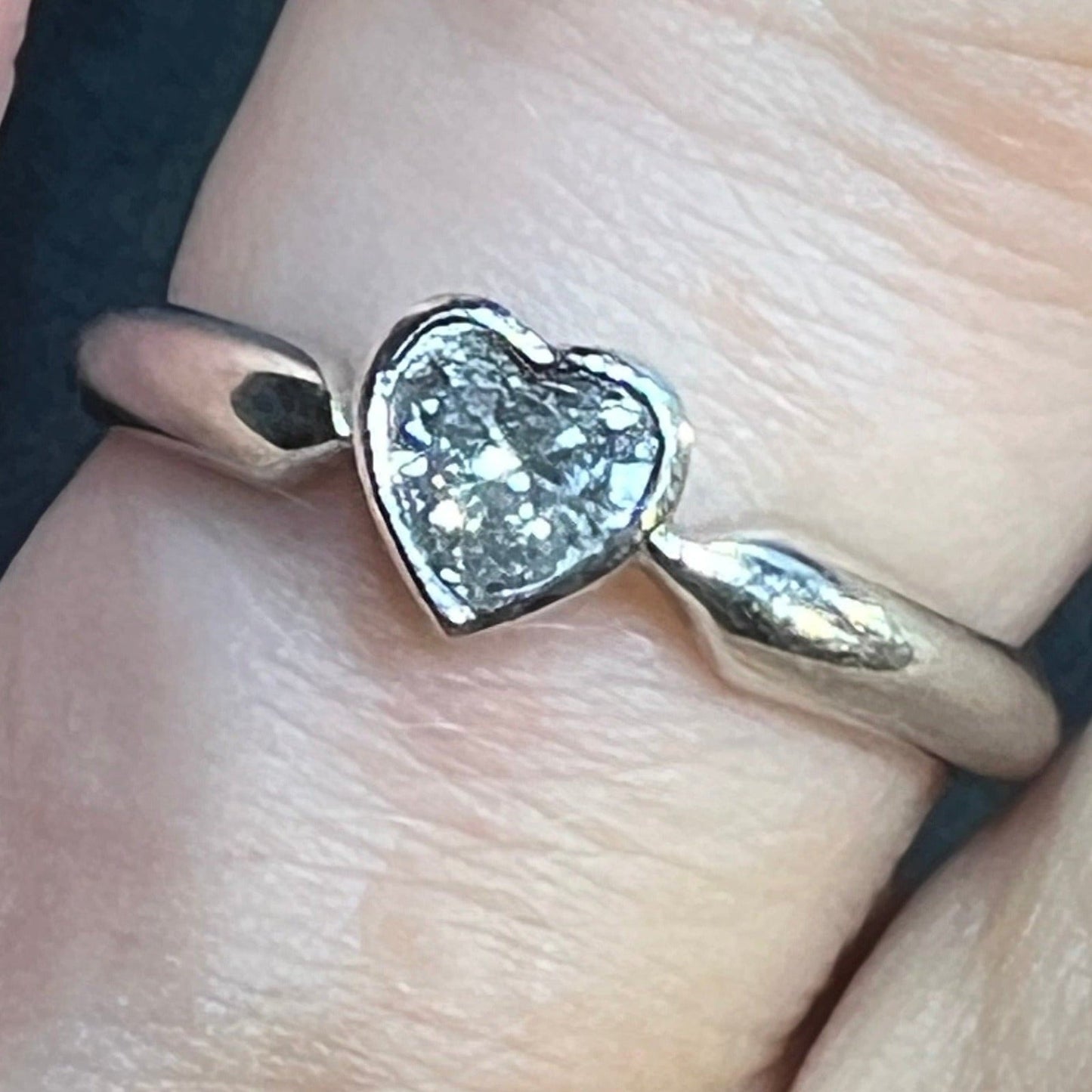 14k White Gold Natural Diamond Heart Ring. Bezel-Set