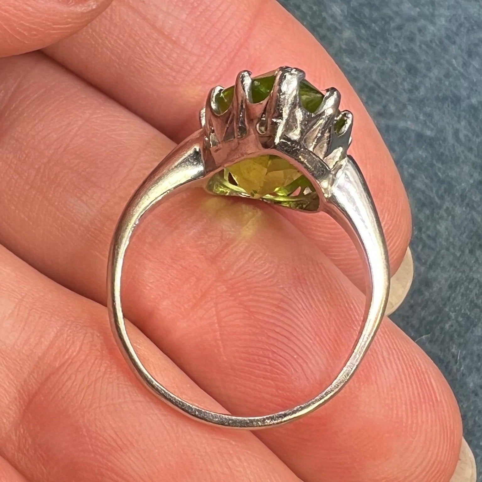 14k White Gold Natural Peridot Pear Teardrop Ring. HUGE 3/4" *Video*