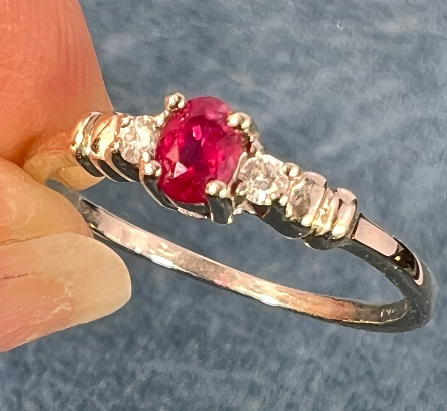 14k White Gold Natural Red Ruby Ring w Diamonds