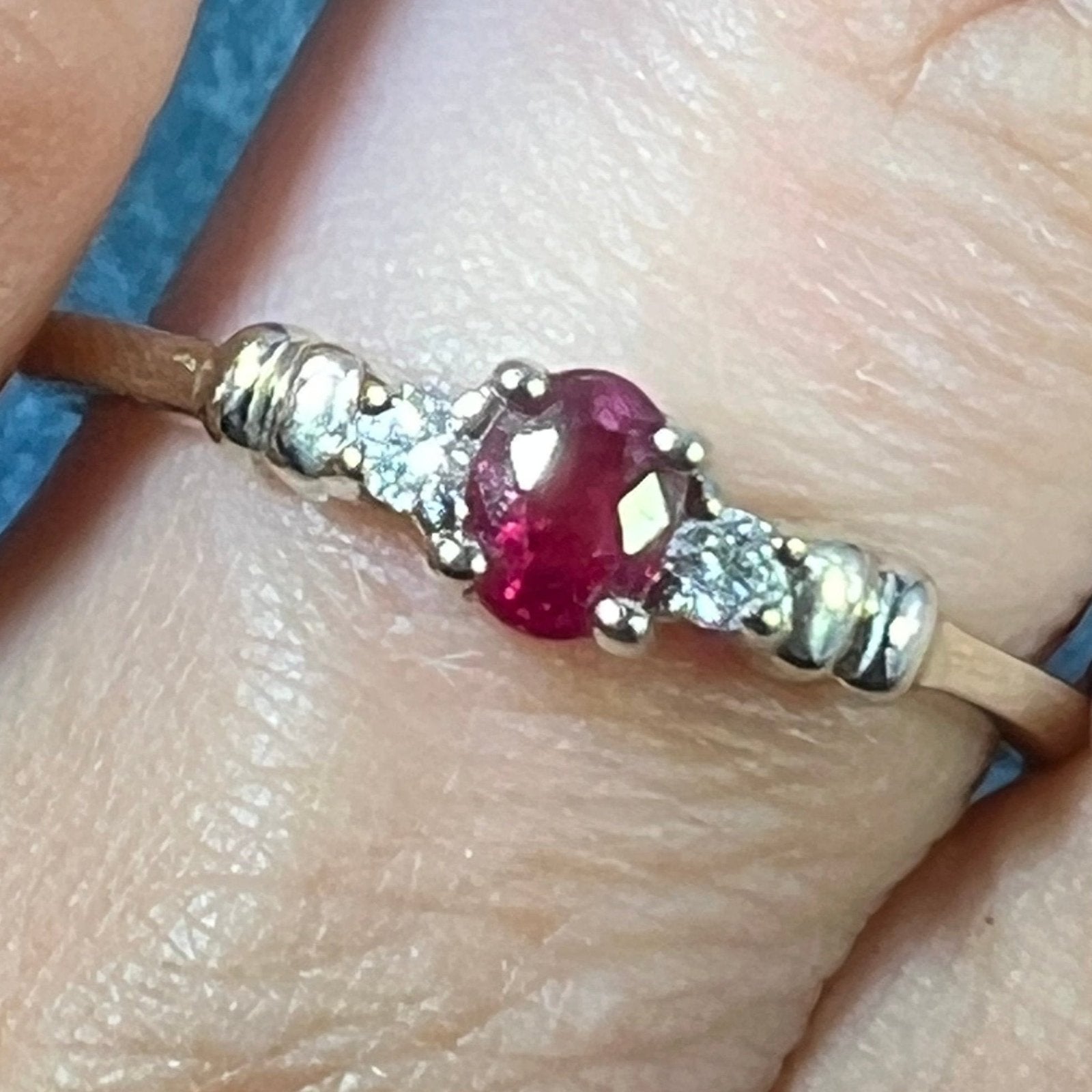 14k White Gold Natural Red Ruby Ring w Diamonds