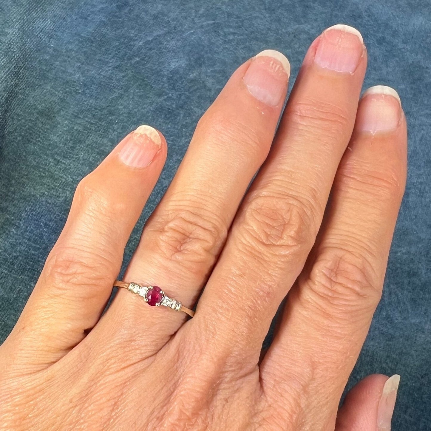 14k White Gold Natural Red Ruby Ring w Diamonds