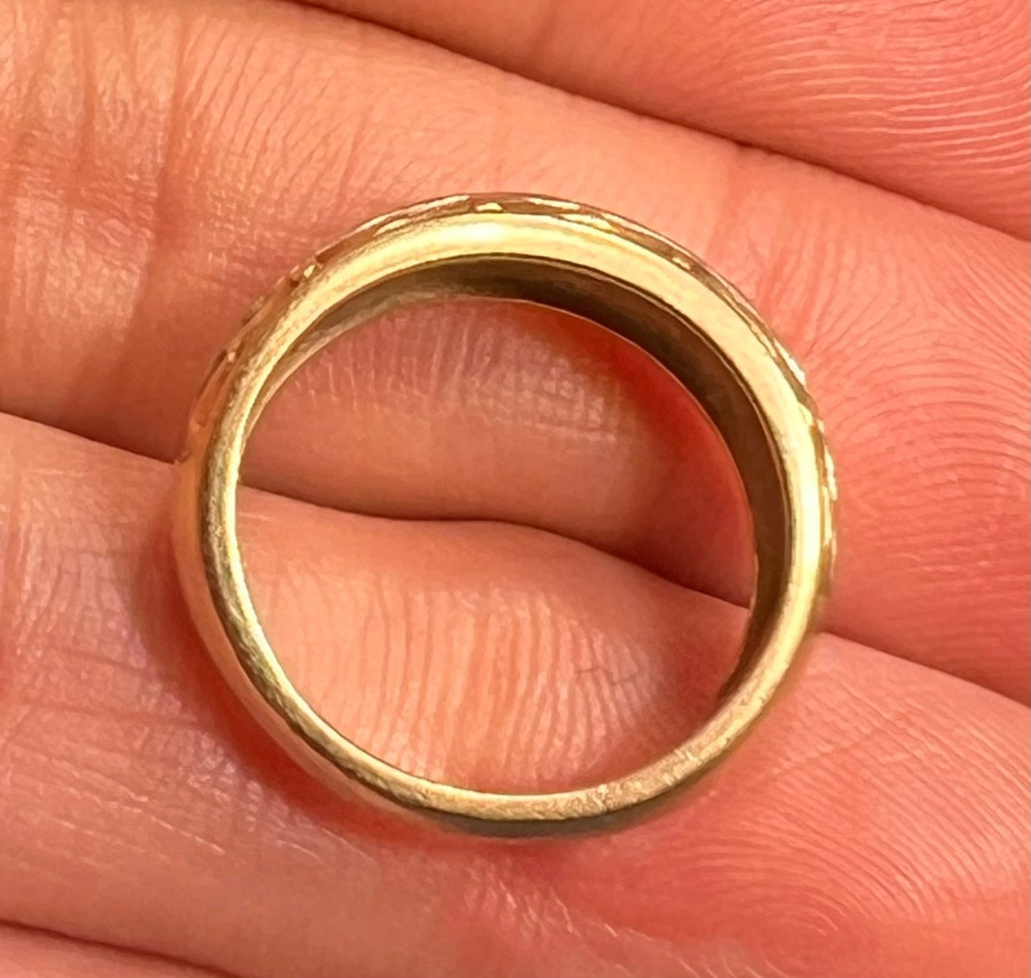 14k White & Yellow Gold Gypsy-Set Diamond Stars Ring. Wide Band Sz 5