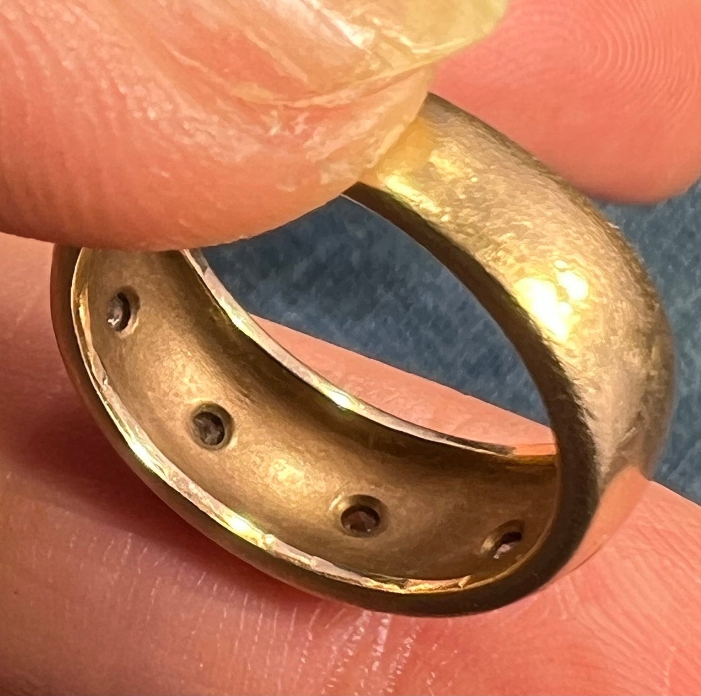 14k White & Yellow Gold Gypsy-Set Diamond Stars Ring. Wide Band Sz 5