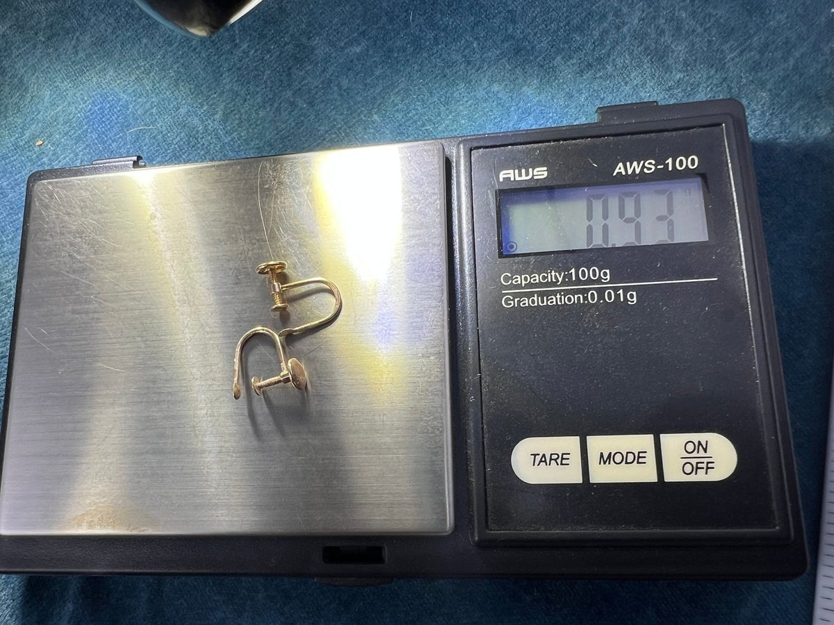 14k Yellow Gold 0.93 grams. 80% SCRAP Price - I
