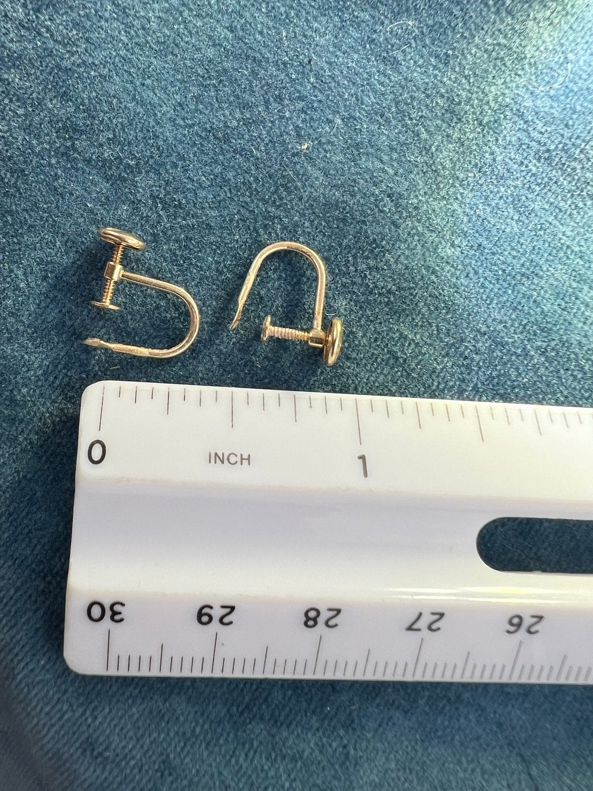 14k Yellow Gold 0.93 grams. 80% SCRAP Price - I