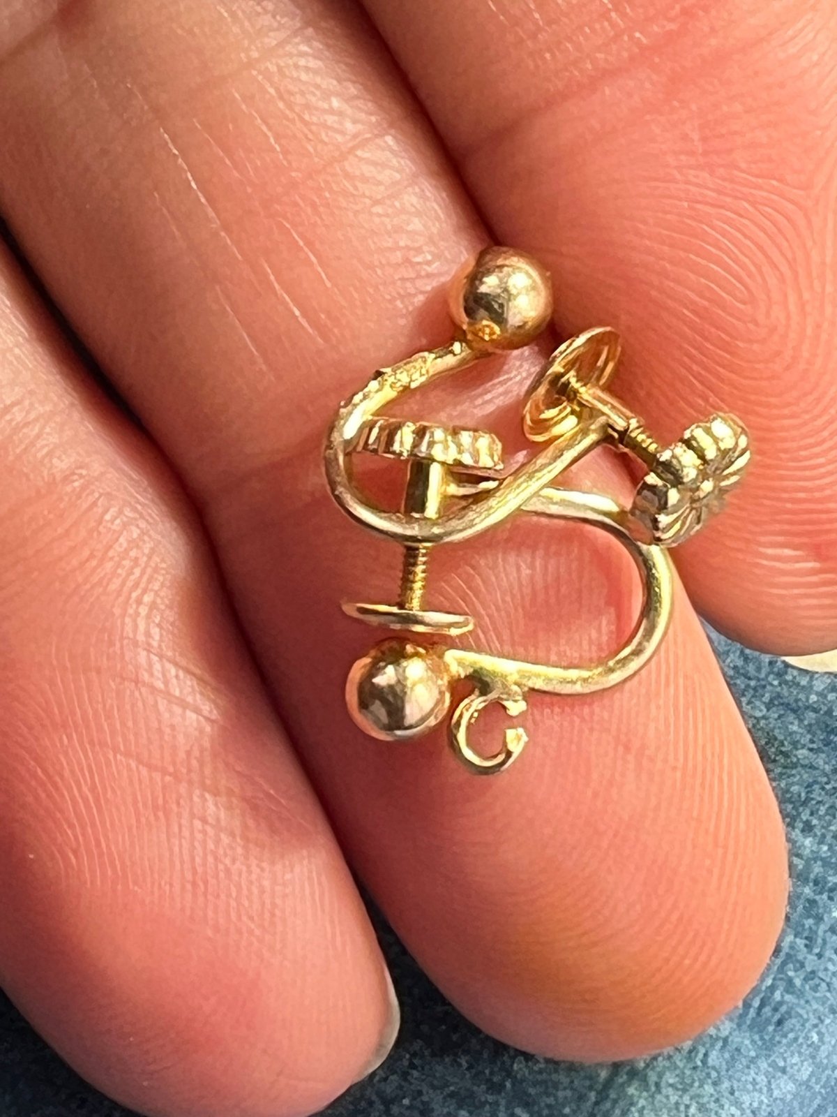 14k Yellow Gold 1.07 grams. 80% SCRAP Price - J