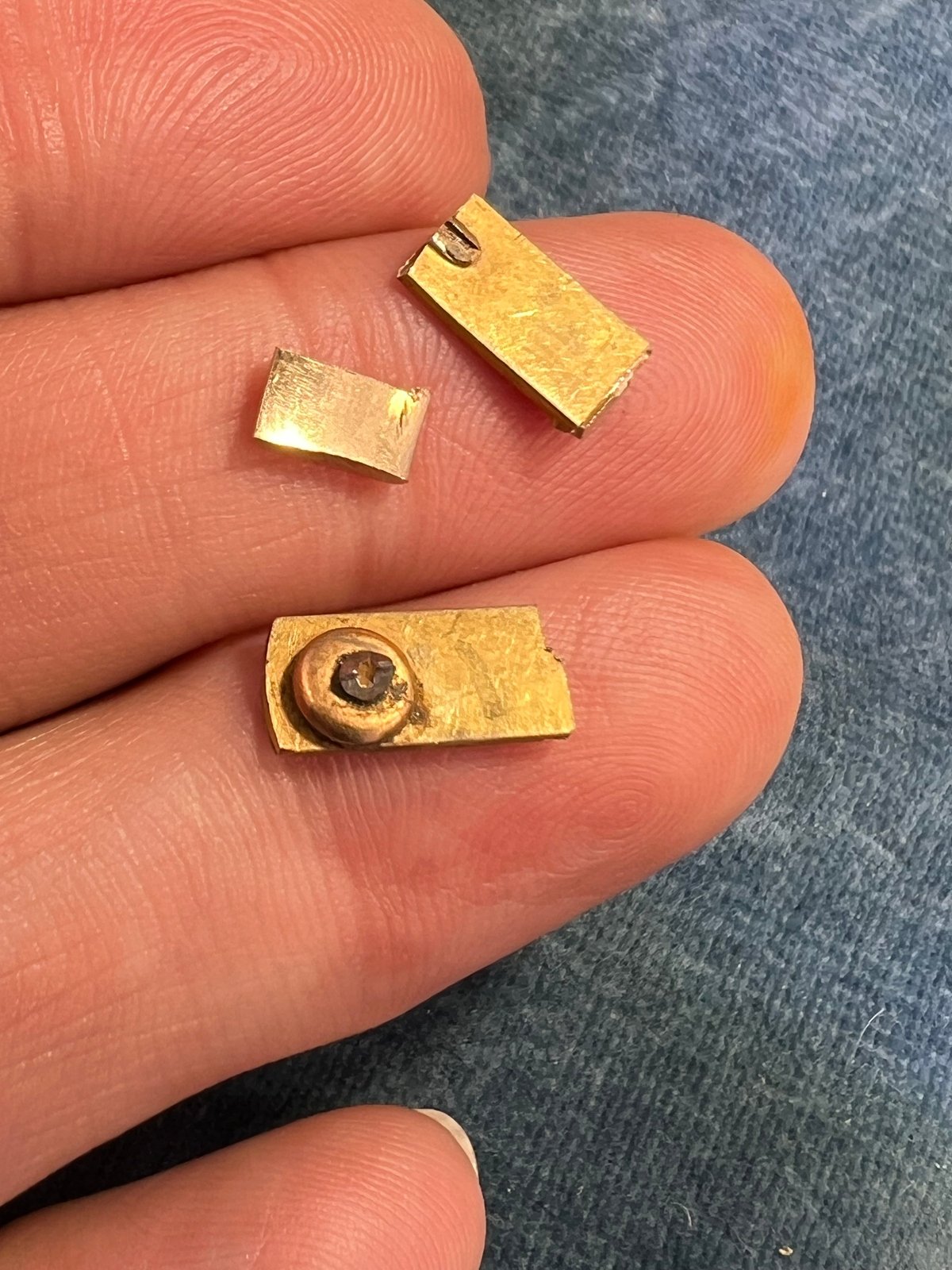 14k Yellow Gold 1.5 grams at 80% SCRAP Price - K