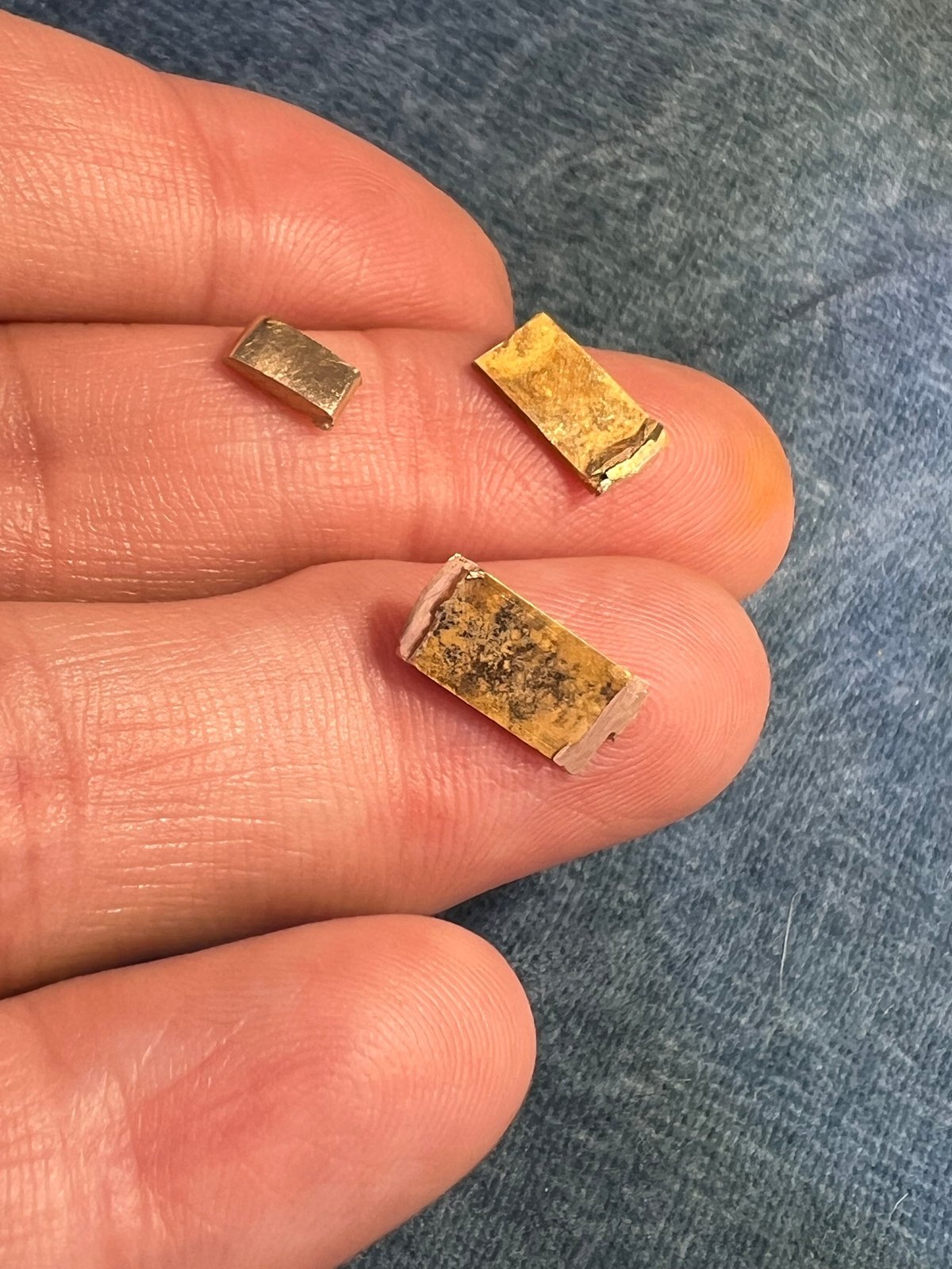14k Yellow Gold 1.5 grams at 80% SCRAP Price - K