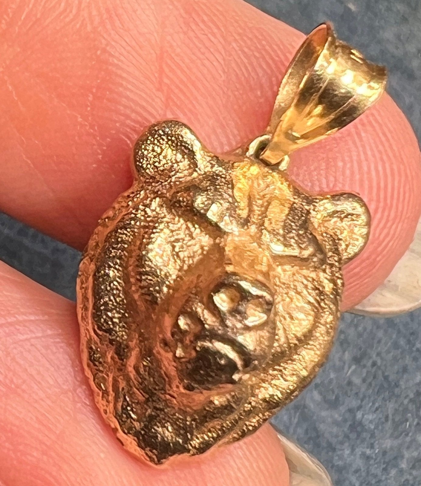 14k Yellow Gold 3-D Chunky Grizzly Bear Pendant. Powerful