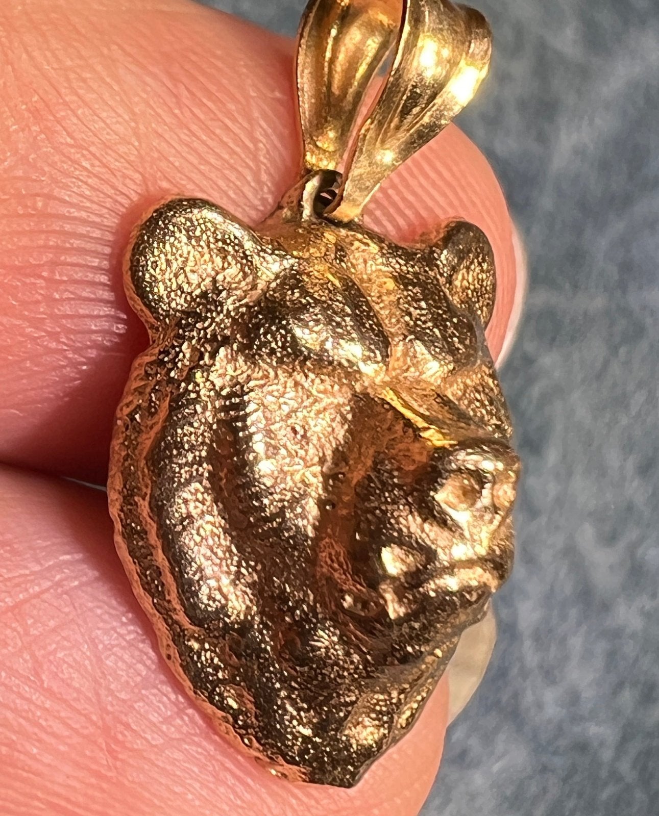 14k Yellow Gold 3-D Chunky Grizzly Bear Pendant. Powerful