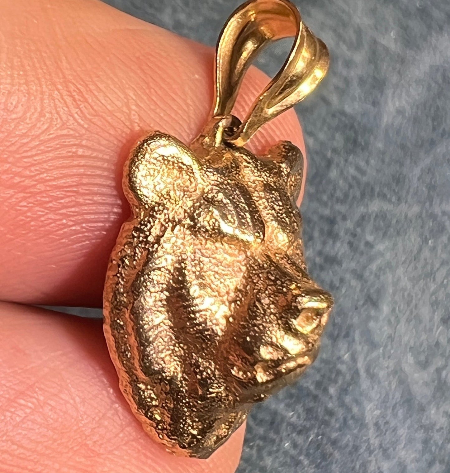 14k Yellow Gold 3-D Chunky Grizzly Bear Pendant. Powerful