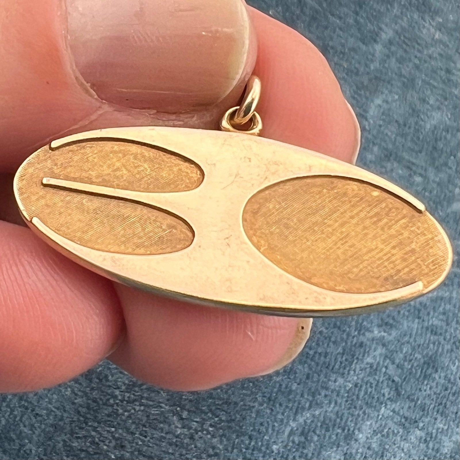 14k Yellow Gold "30" Disk MCM Modern Pendant. Birthday Anniversary