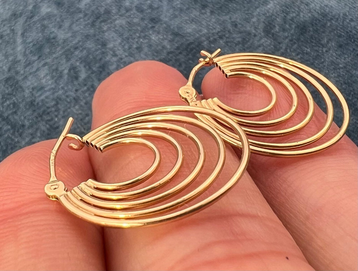 14k Yellow Gold 5 Nested Multi-Hoop Earrings. Geometric