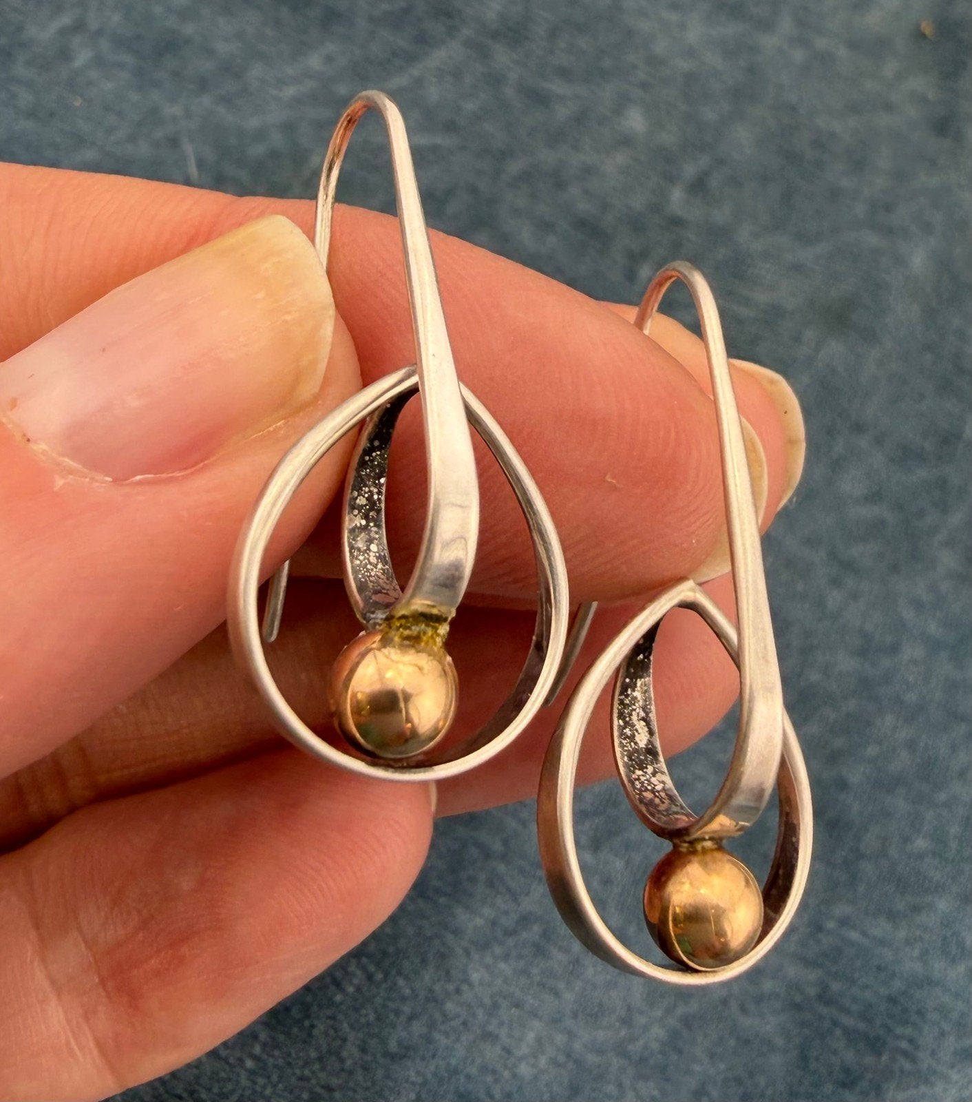 14k Yellow Gold & 925 ED LEVIN Twisted Hoop Ball Earrings. Modernist