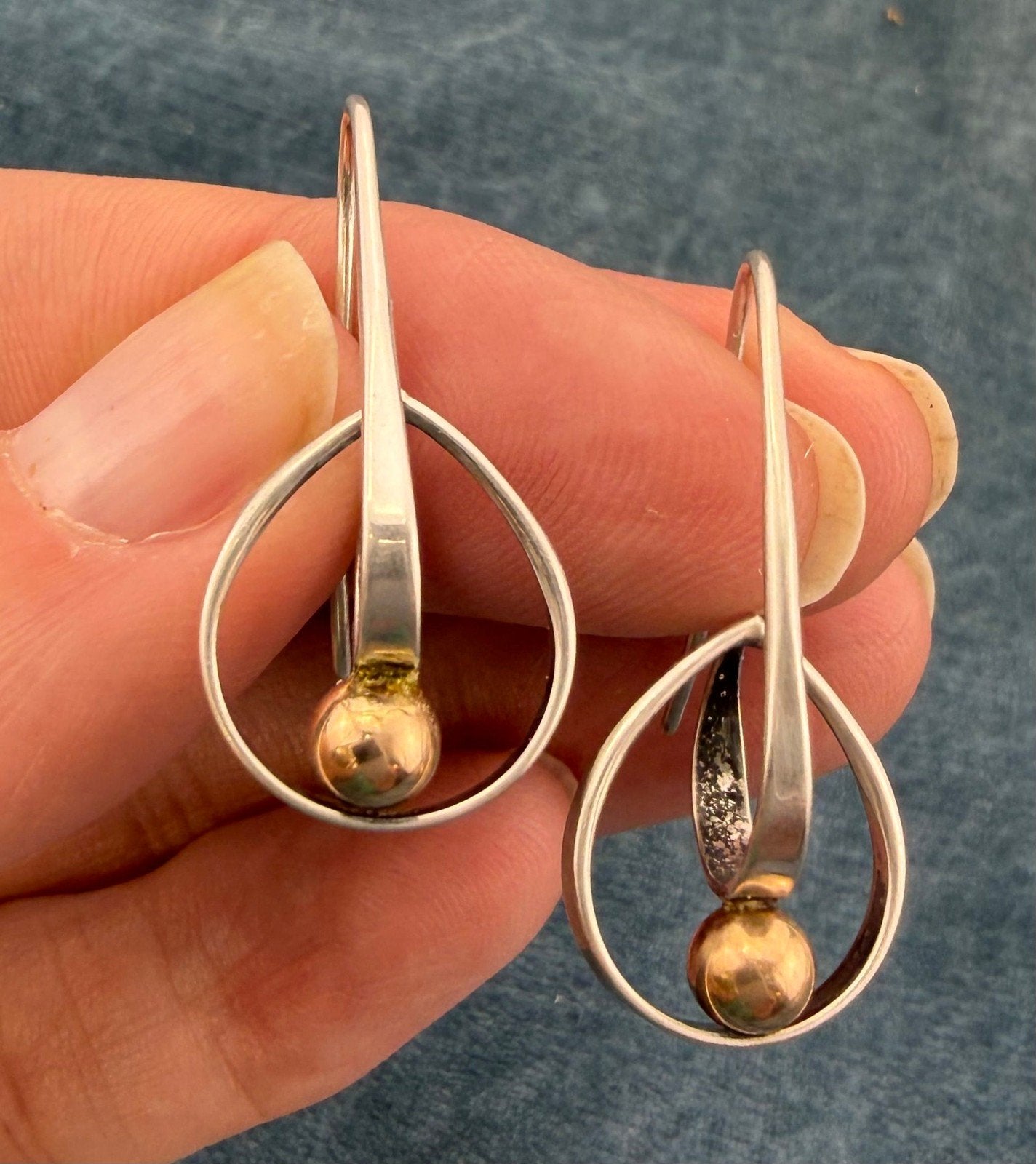14k Yellow Gold & 925 ED LEVIN Twisted Hoop Ball Earrings. Modernist