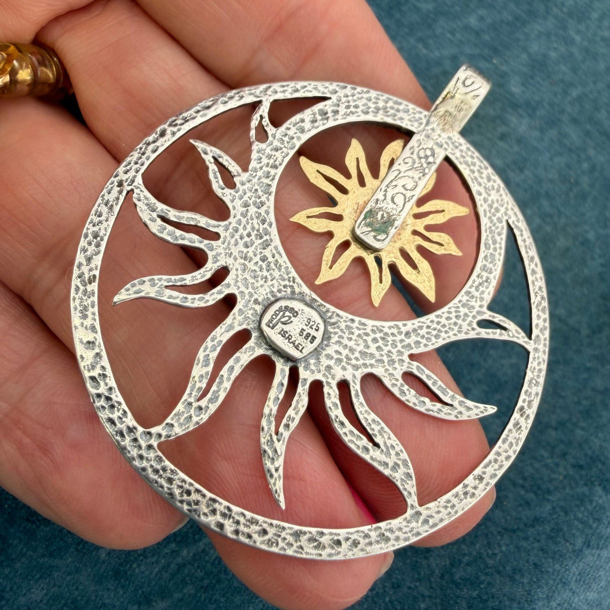 14k Yellow Gold & 925 Sunbursts Circle Pendant. 2" + 12g. Spins *Video*