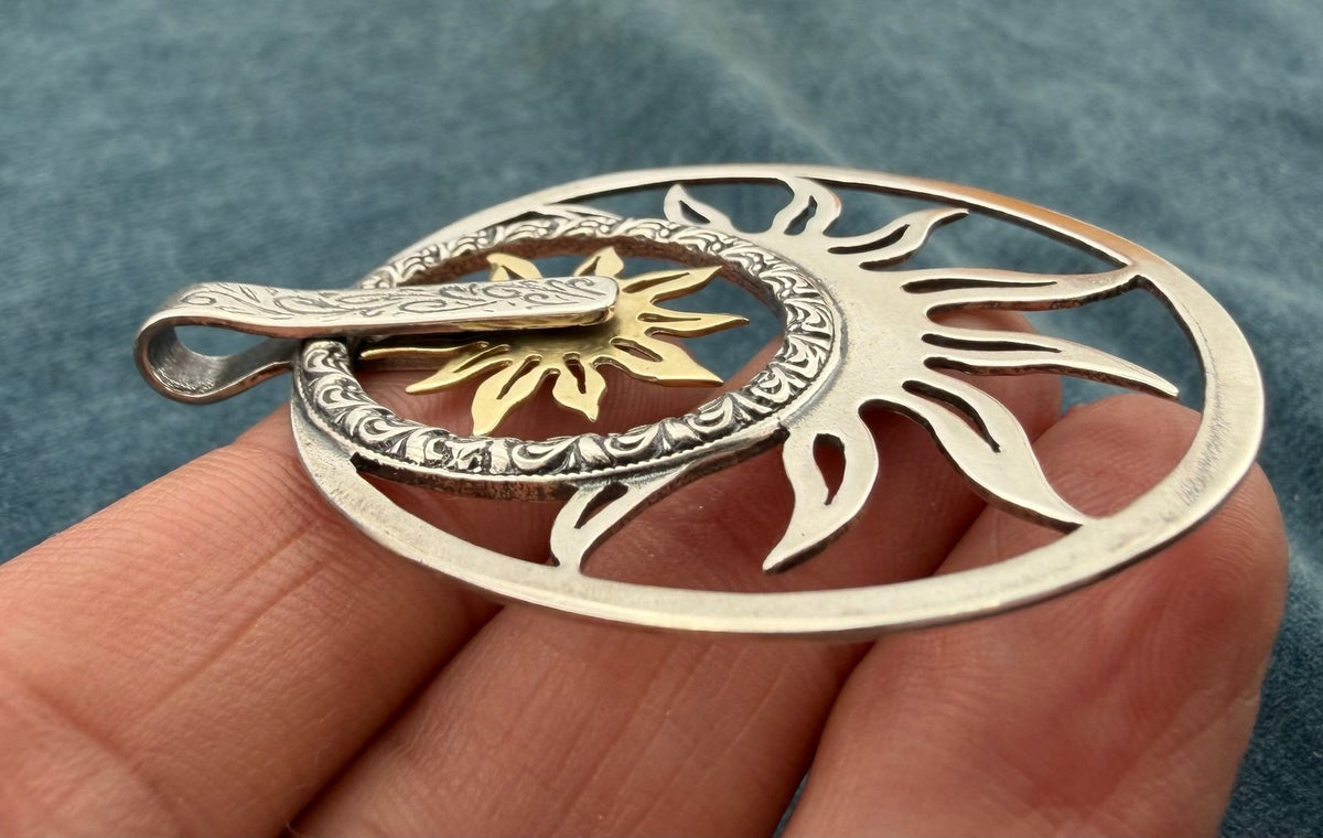 14k Yellow Gold & 925 Sunbursts Circle Pendant. 2" + 12g. Spins *Video*