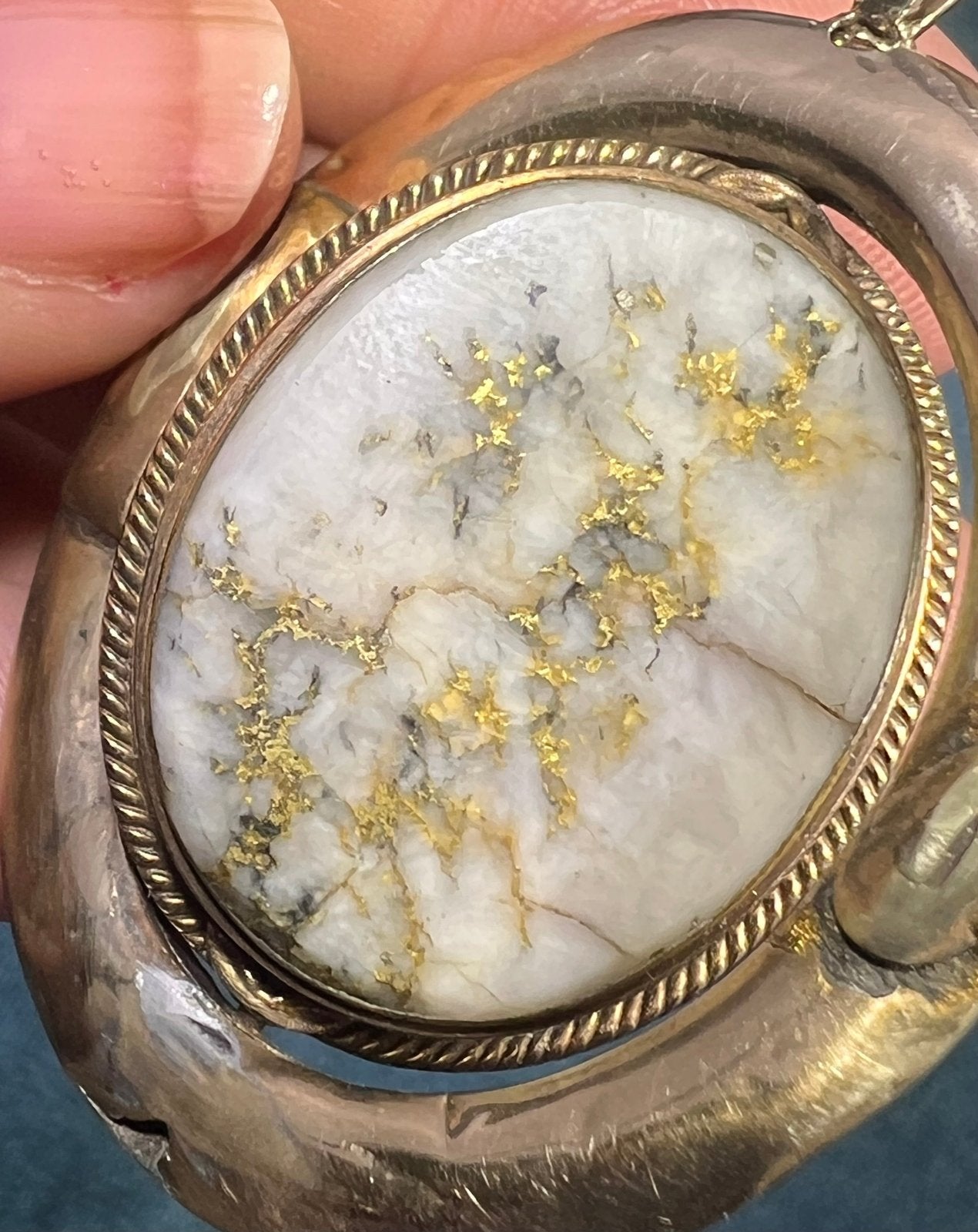 10k at least Yellow Gold ALASKAN Gold in Quartz Spinner Pendant. 2" + 15g *Video*