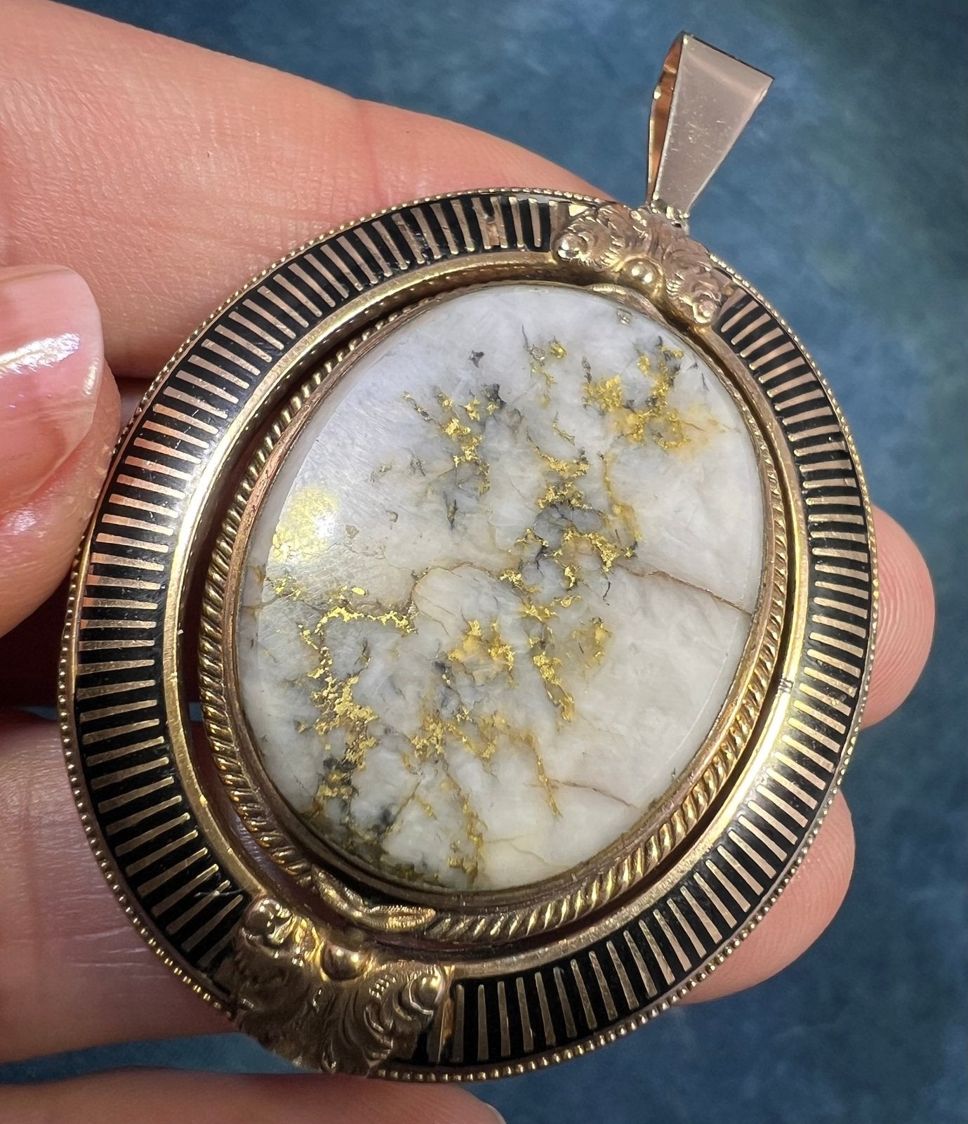 10k at least Yellow Gold ALASKAN Gold in Quartz Spinner Pendant. 2" + 15g *Video*