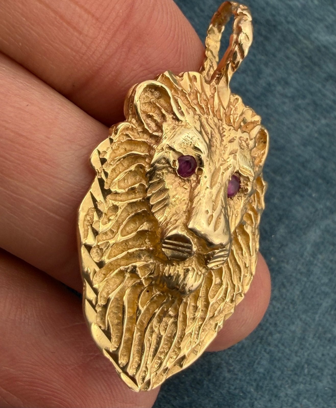 14k Yellow Gold Antique LION Aslan Pendant w Ruby Eyes. 1.5" *Video*
