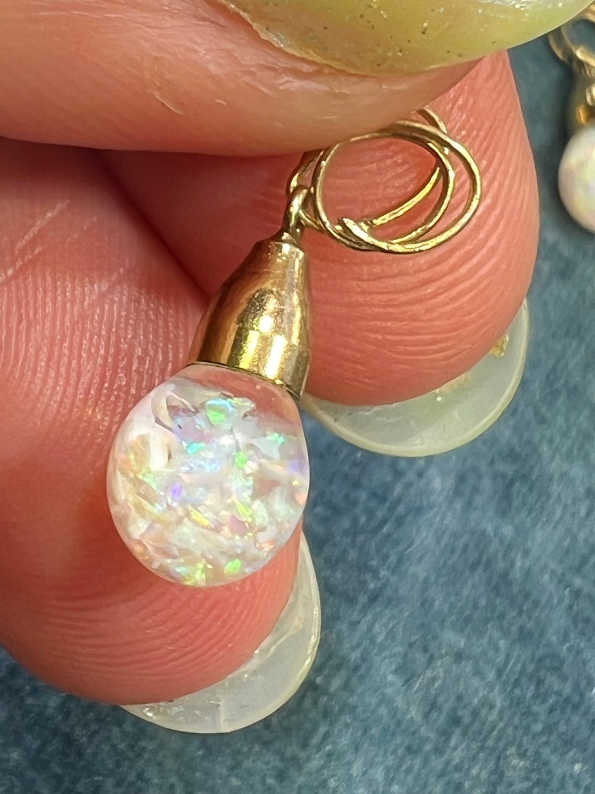 14k Yellow Gold Australian "FLOATING OPAL" Pendant. TIny! *VIDEO*