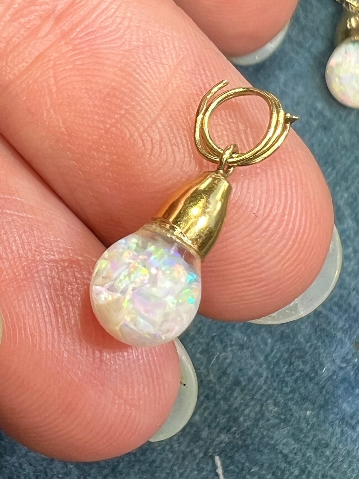 14k Yellow Gold Australian "FLOATING OPAL" Pendant. TIny! *VIDEO*