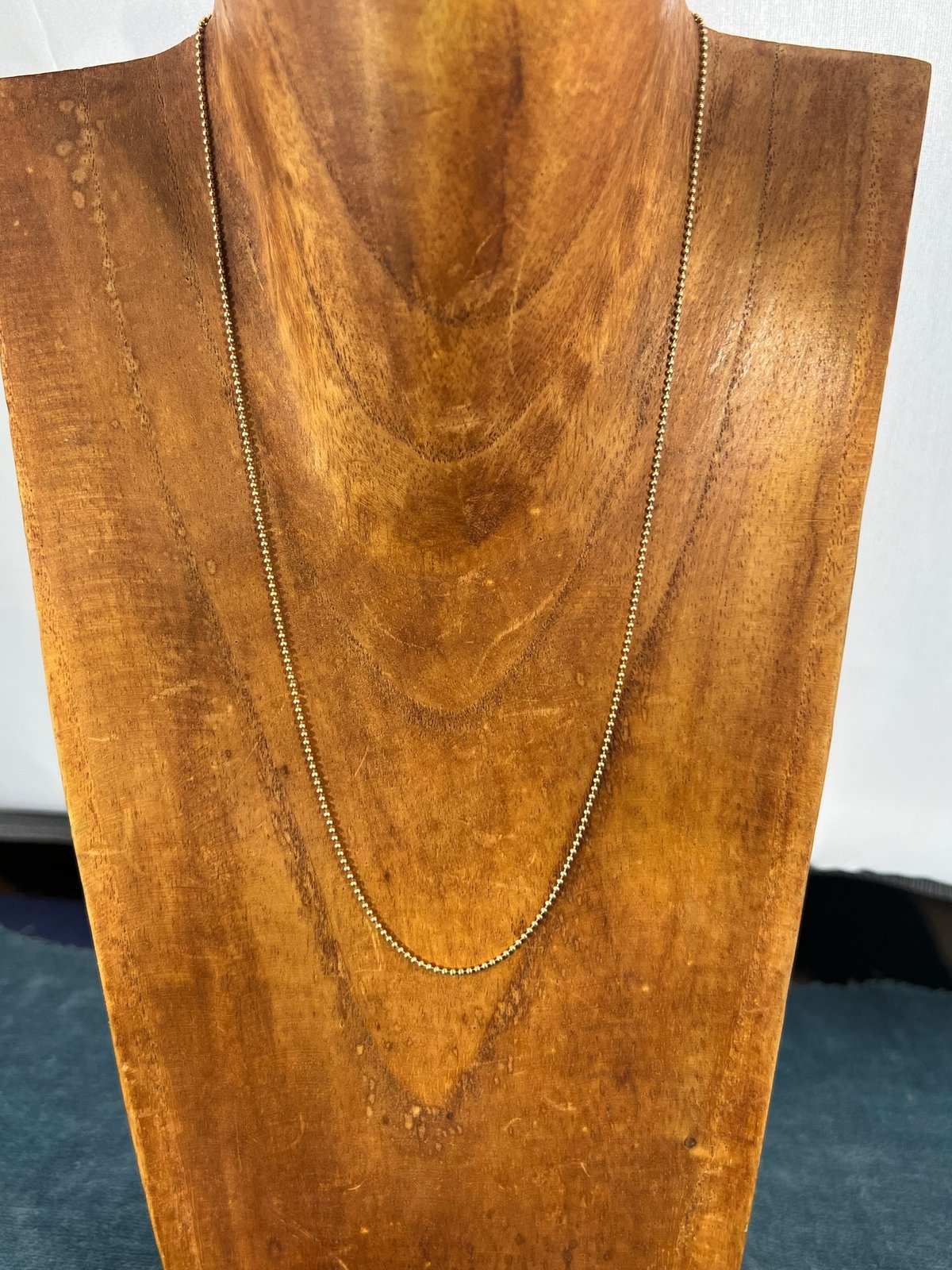 14k Yellow Gold Ball Chain. 18" + 2.4g - L