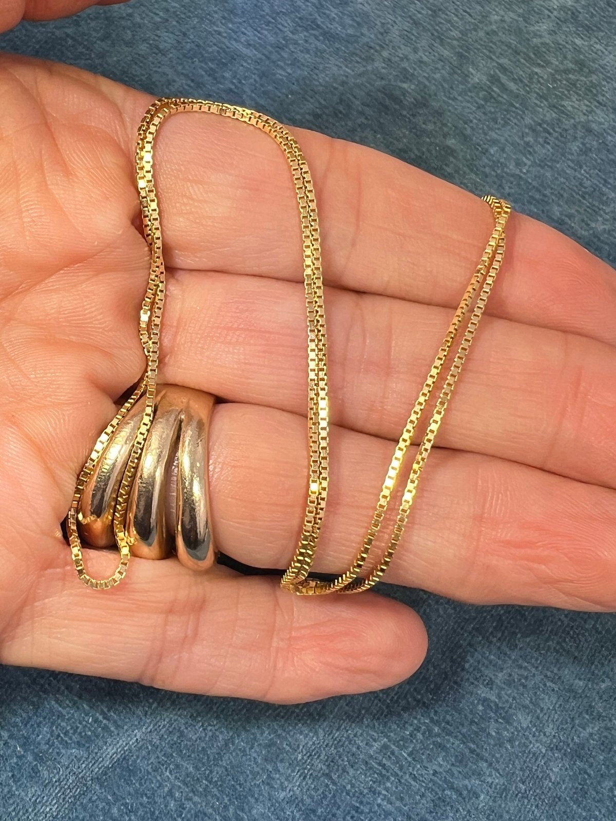 14k Yellow Gold Box Chain. 1mm + 3g + 17.5" Italy - D