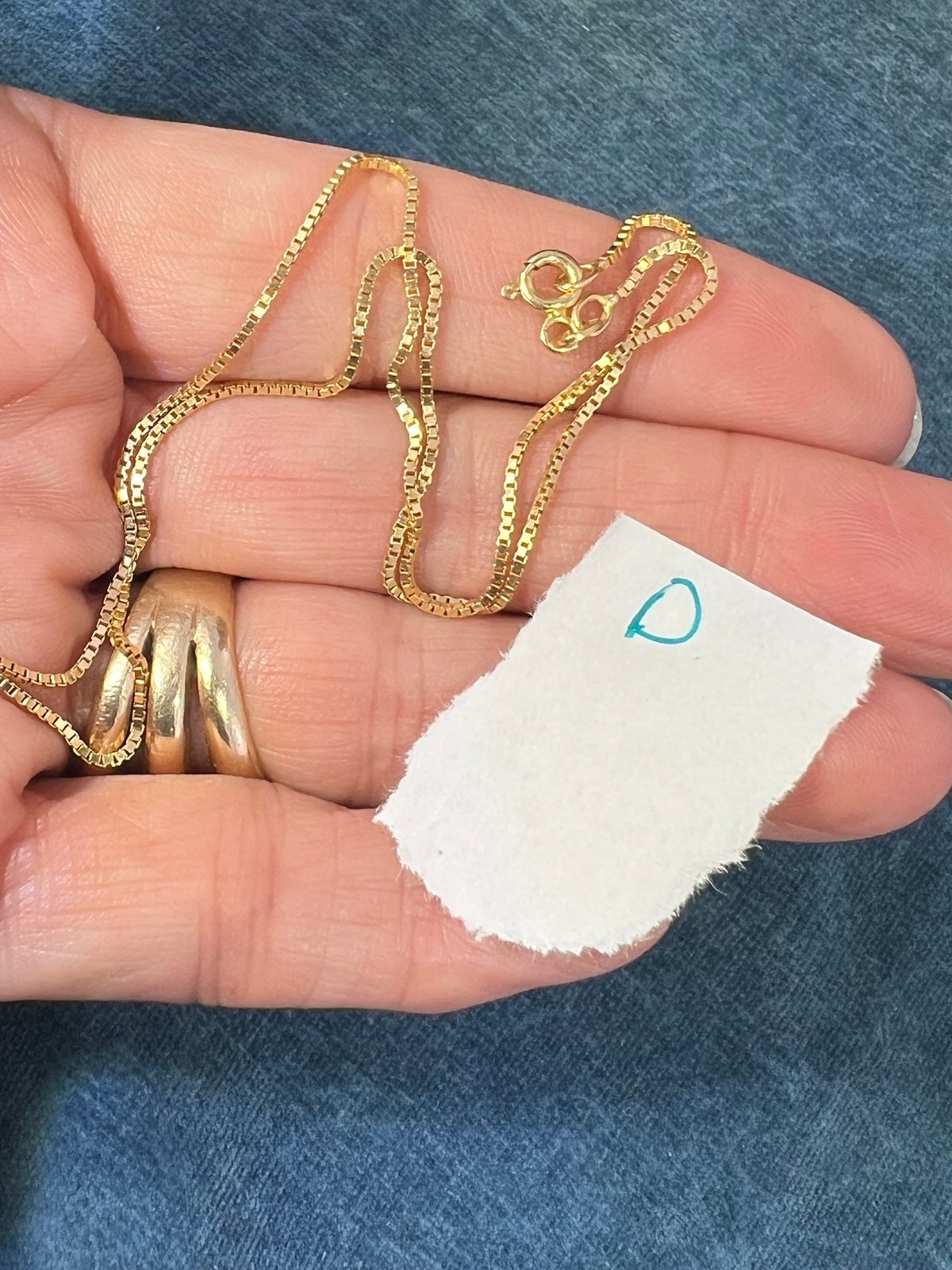 14k Yellow Gold Box Chain. 1mm + 3g + 17.5" Italy - D