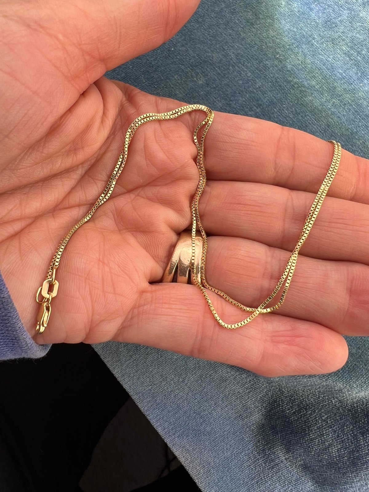 14k Yellow Gold Box Chain. 2.5g + 17.5" - J