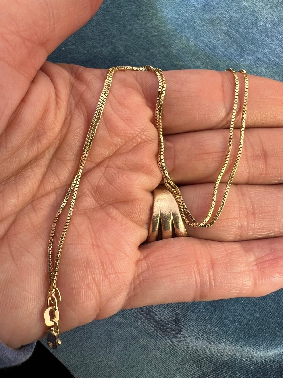 14k Yellow Gold Box Chain. 2.5g + 17.5" - J