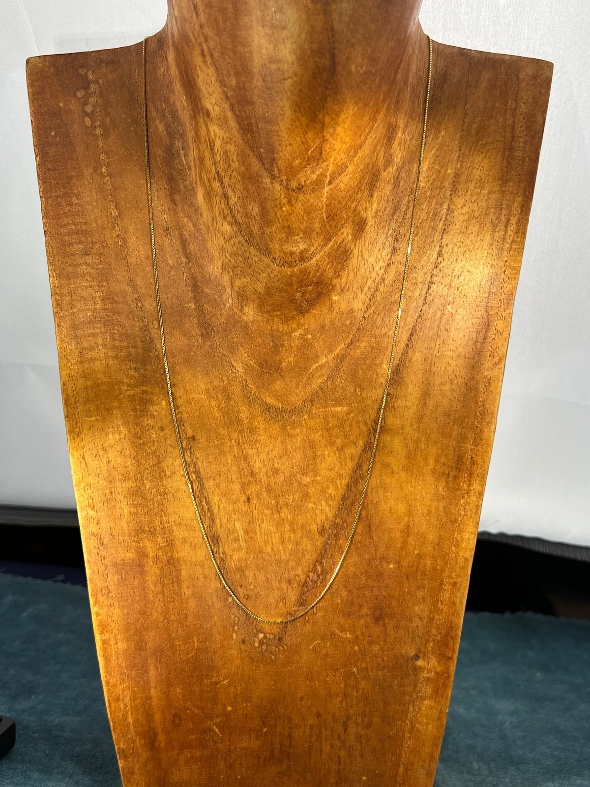 14k Yellow Gold Box Chain. 20" Stamped 14k Italy - E