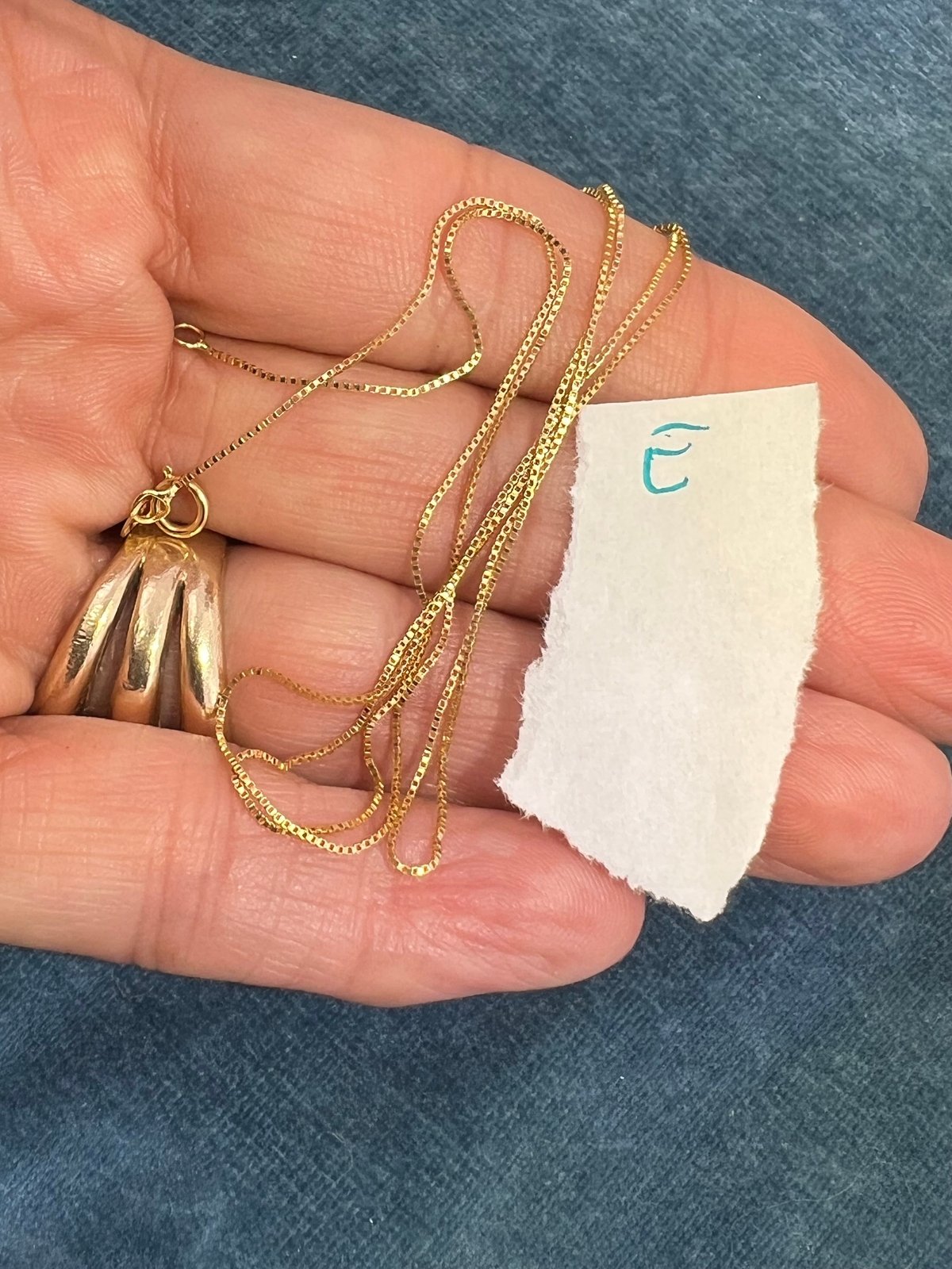 14k Yellow Gold Box Chain. 20" Stamped 14k Italy - E