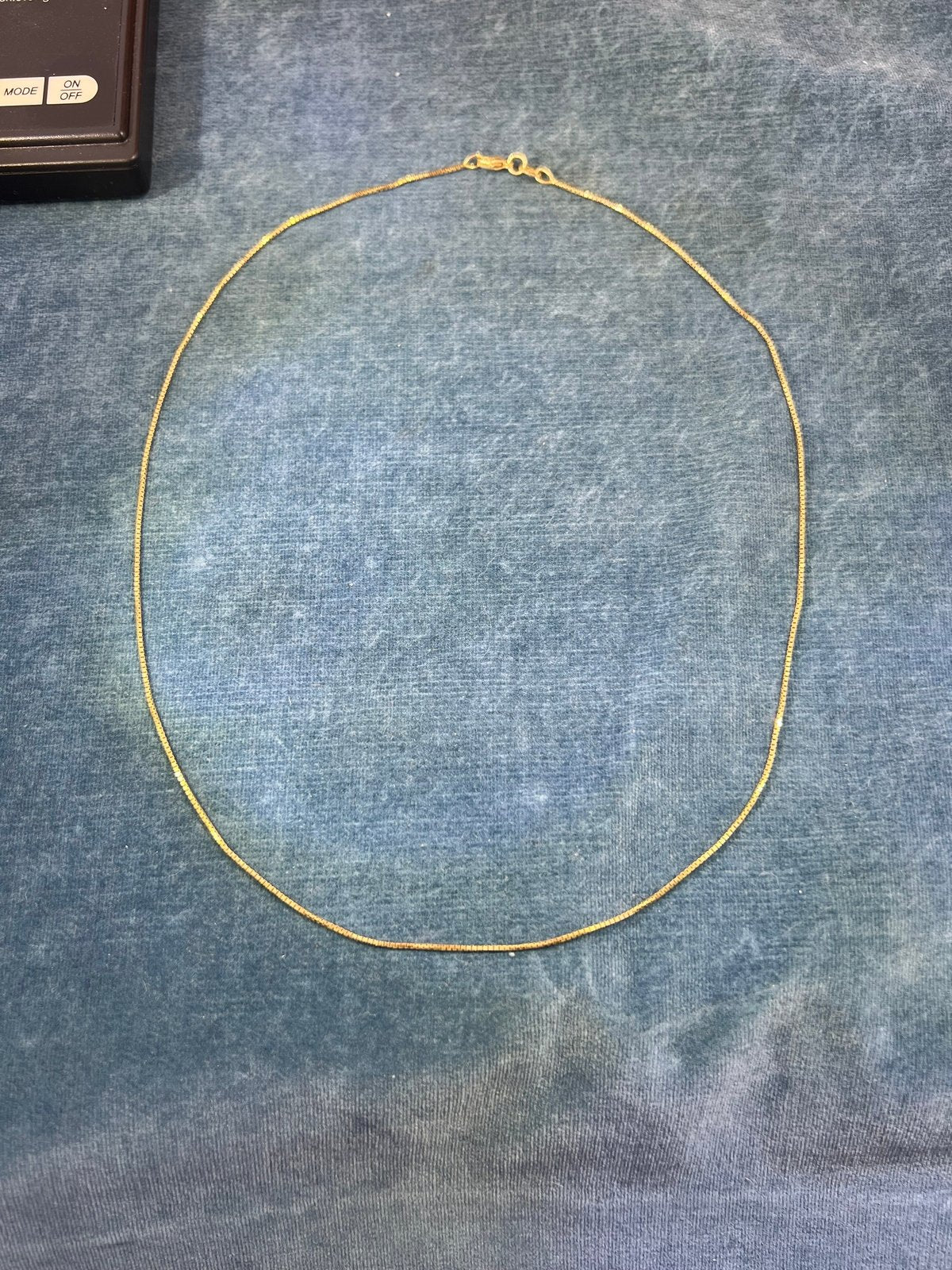 14k Yellow Gold Box Chain. Italy. Lobster Clasp. 17" + 2.3g + - G